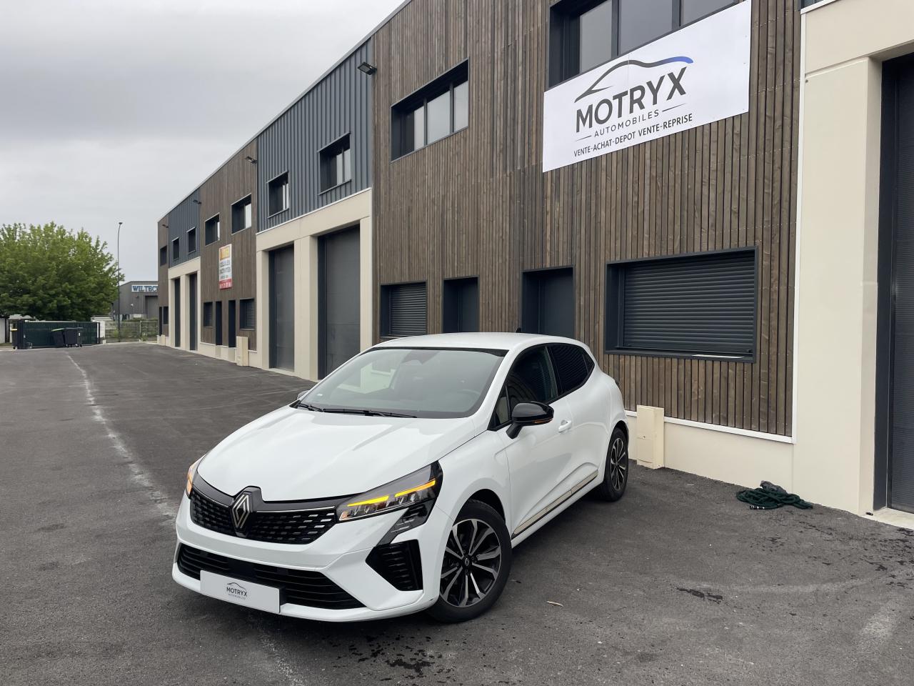 RENAULT CLIO