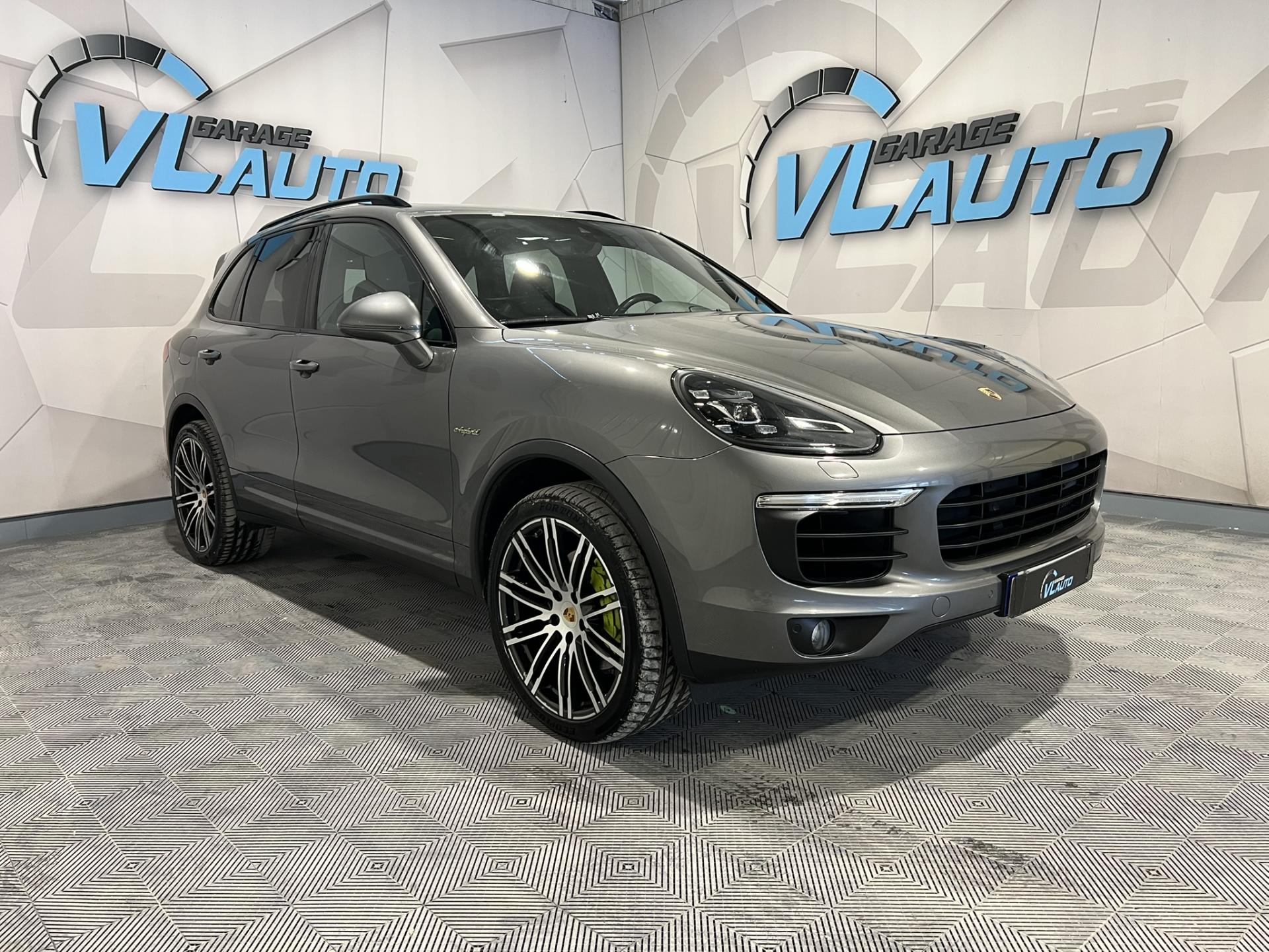 PORSCHE CAYENNE