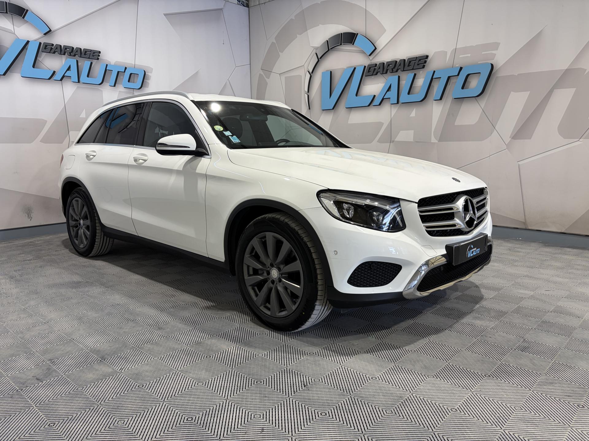 MERCEDES GLC