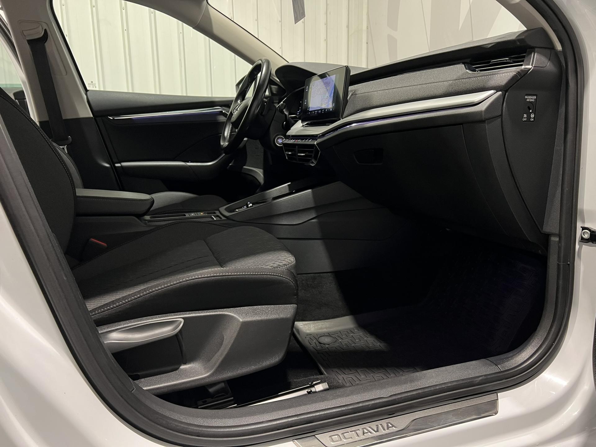SKODA OCTAVIA COMBI occasion TINQUEUX - Photo 13