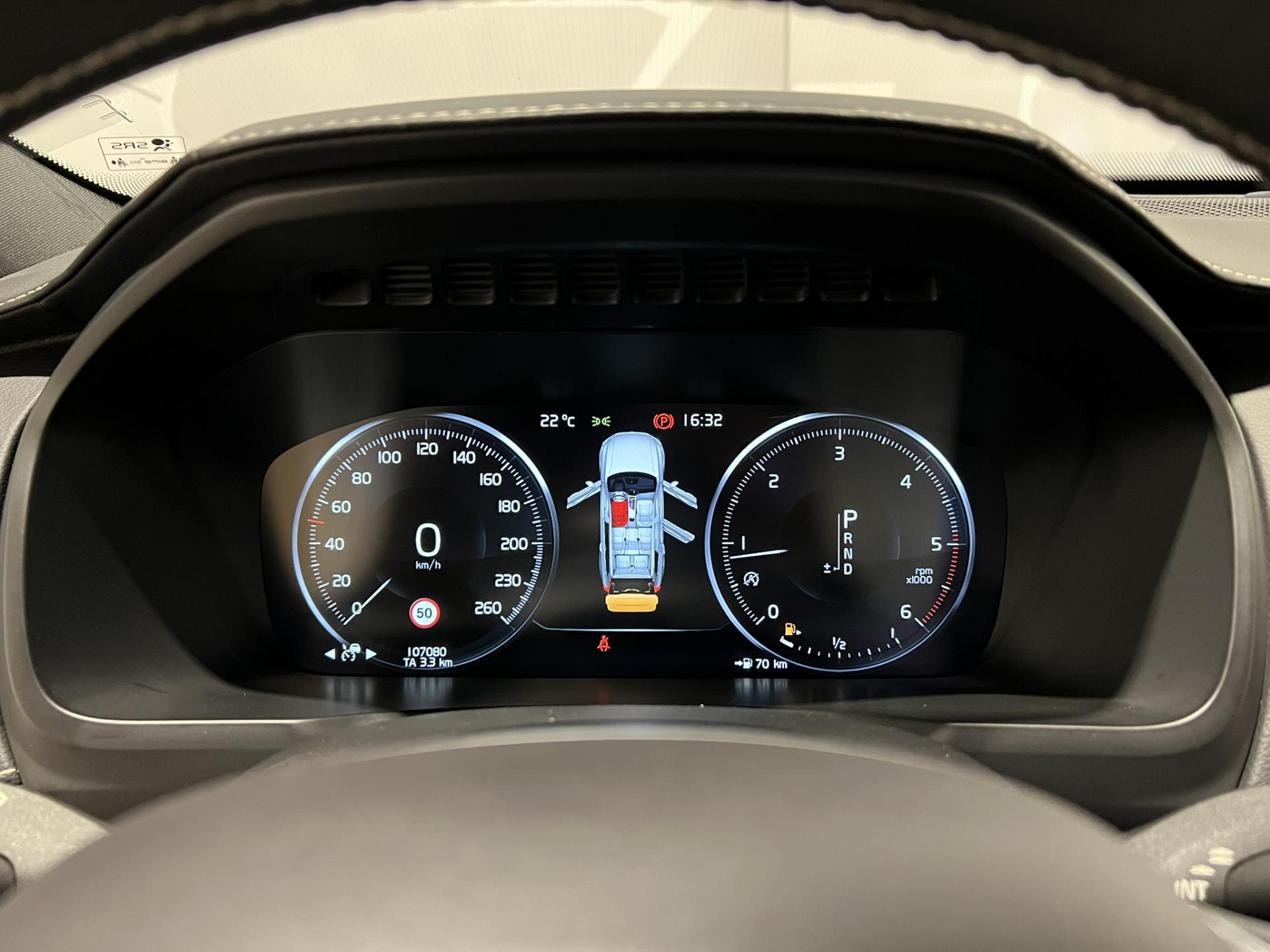 VOLVO XC90 occasion TINQUEUX - Photo 10
