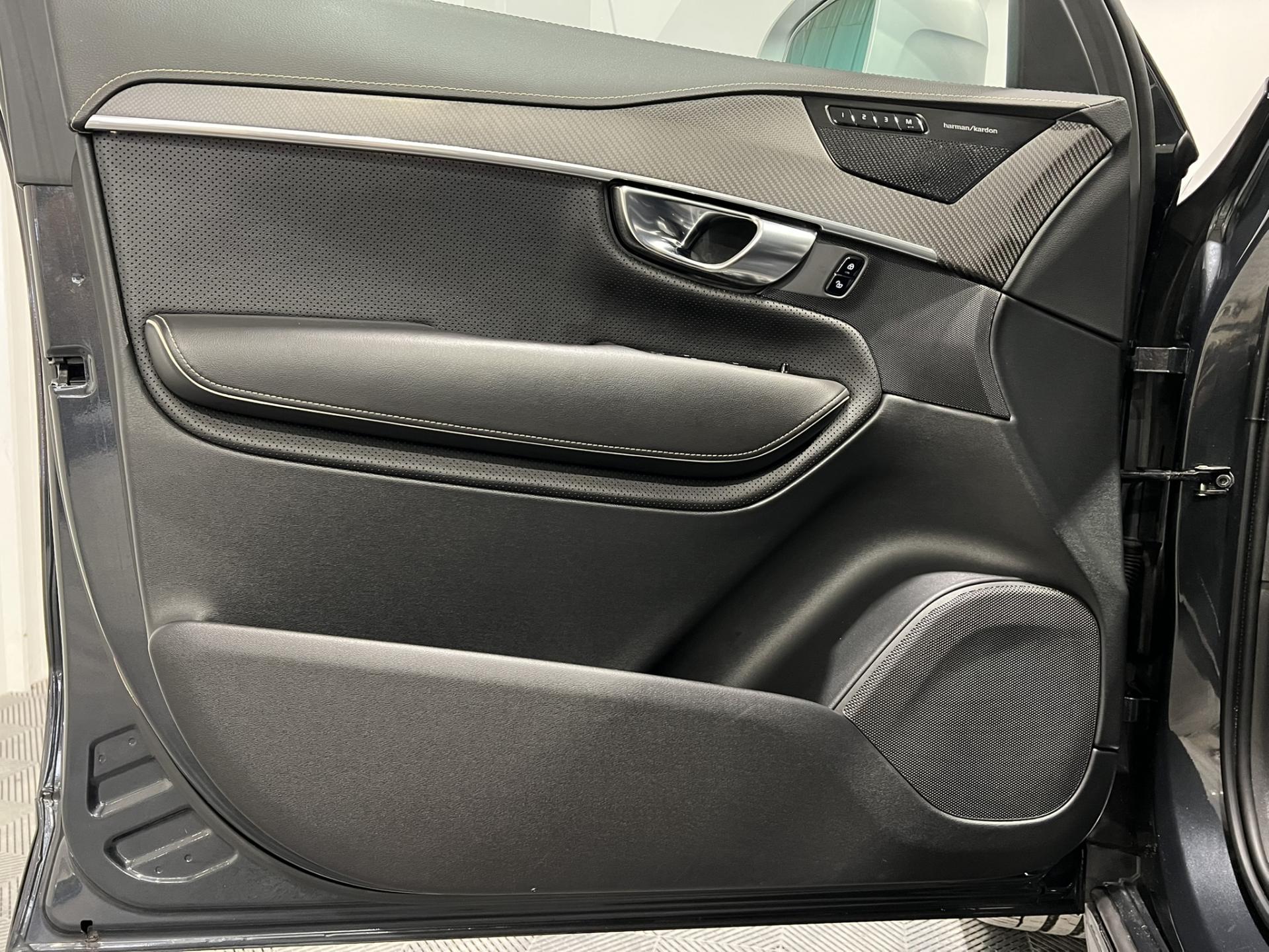 VOLVO XC90 occasion TINQUEUX - Photo 22