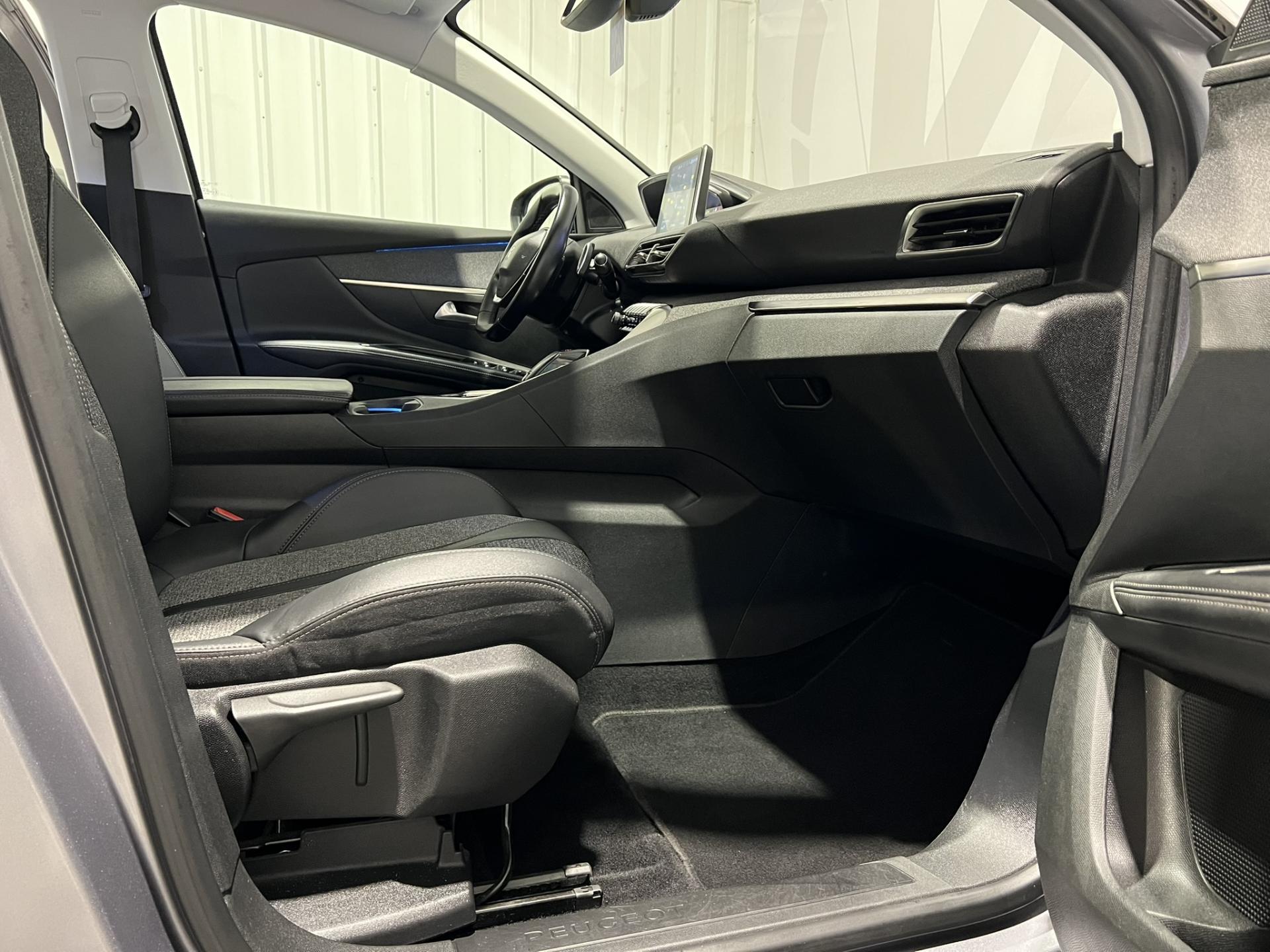 PEUGEOT 5008 occasion TINQUEUX - Photo 13