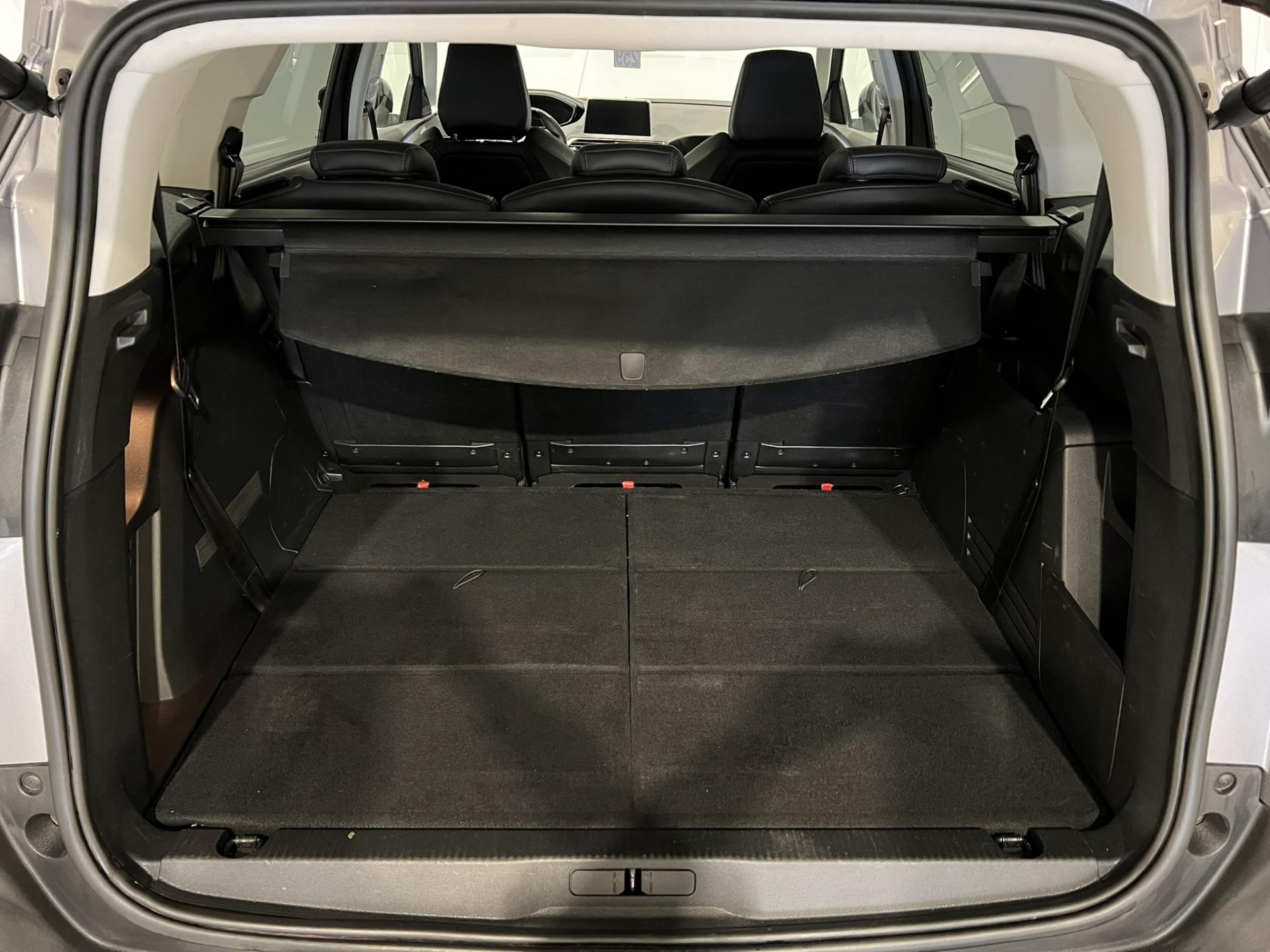 PEUGEOT 5008 occasion TINQUEUX - Photo 16