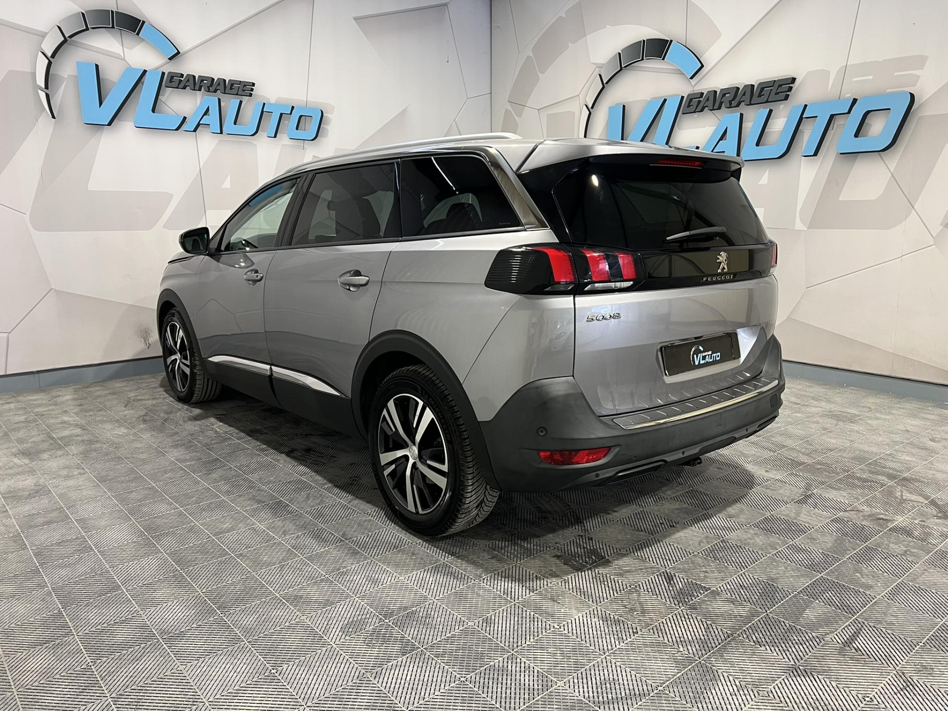 PEUGEOT 5008 occasion TINQUEUX - Photo 3