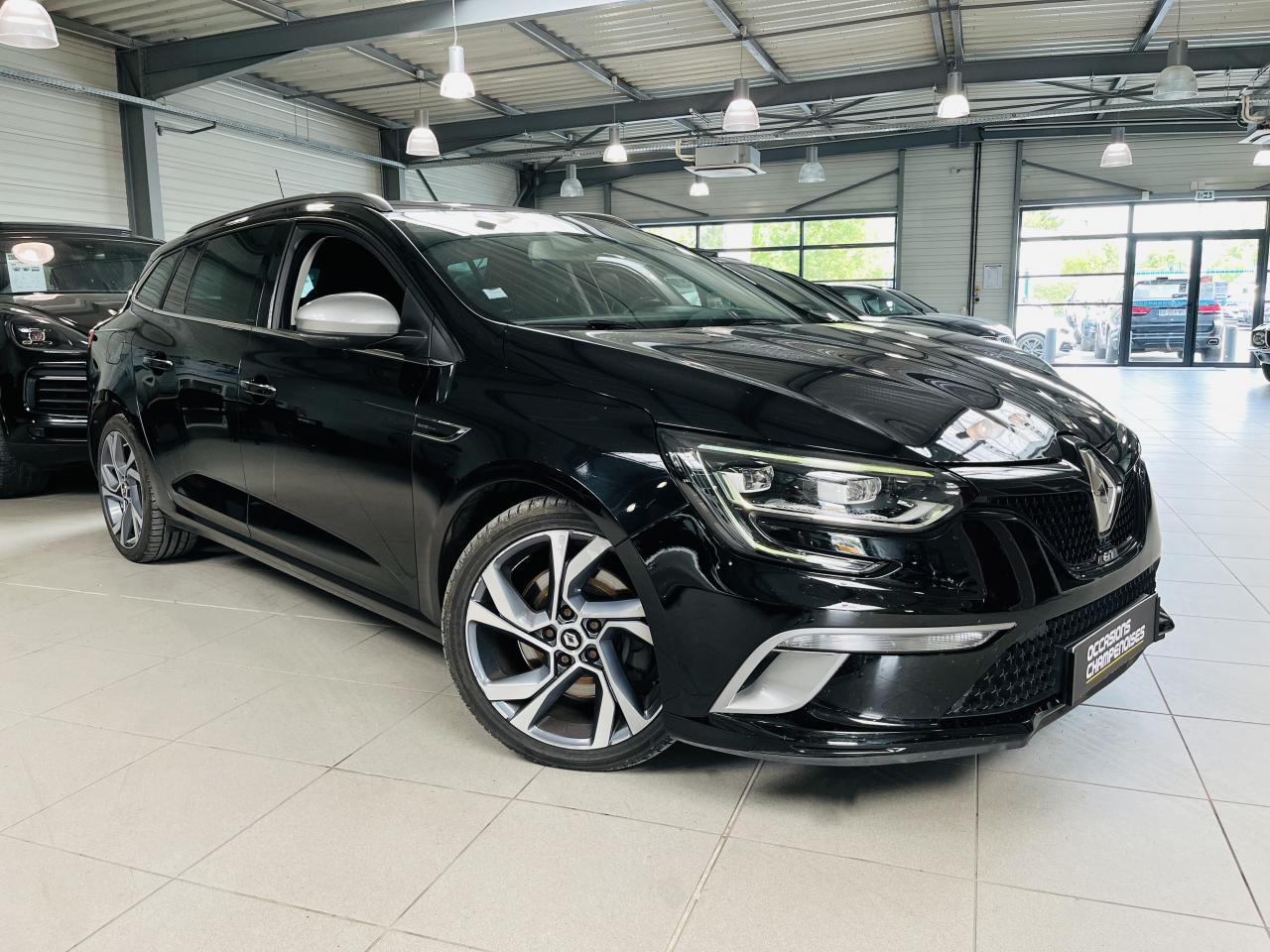 RENAULT MEGANE IV ESTATE dCi 165 Energy EDC GT