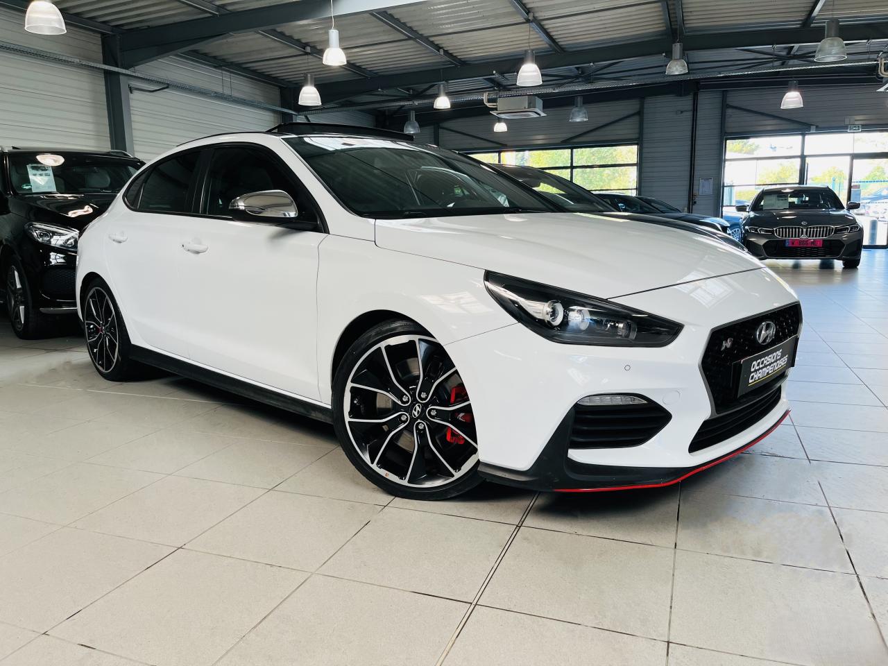 HYUNDAI I30 FASTBACK