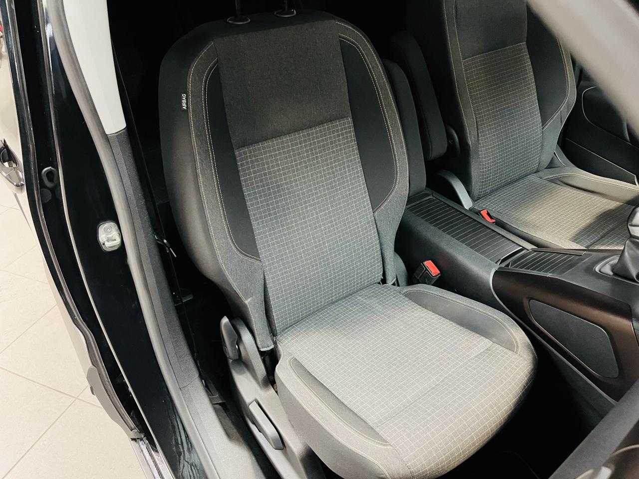 PEUGEOT RIFTER occasion  - Photo 15