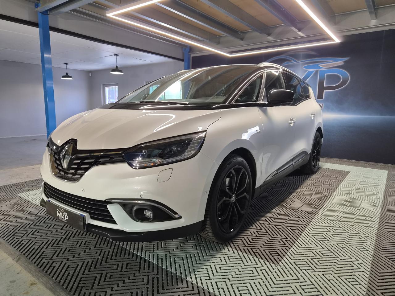 RENAULT GRAND SCENIC 1.7 Blue dCi 150 EDC SL Black Edition