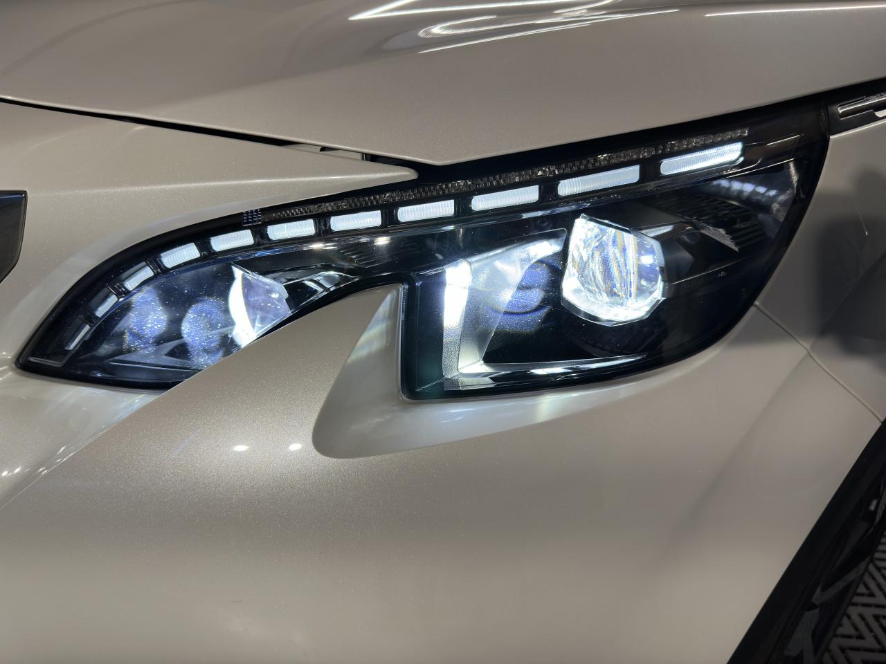 PEUGEOT 5008 occasion  - Photo 56