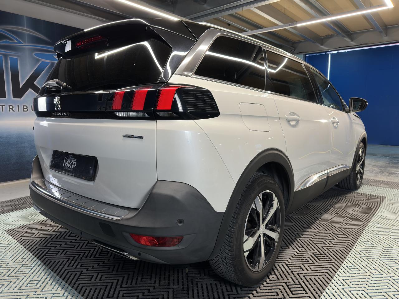 PEUGEOT 5008 occasion  - Photo 5