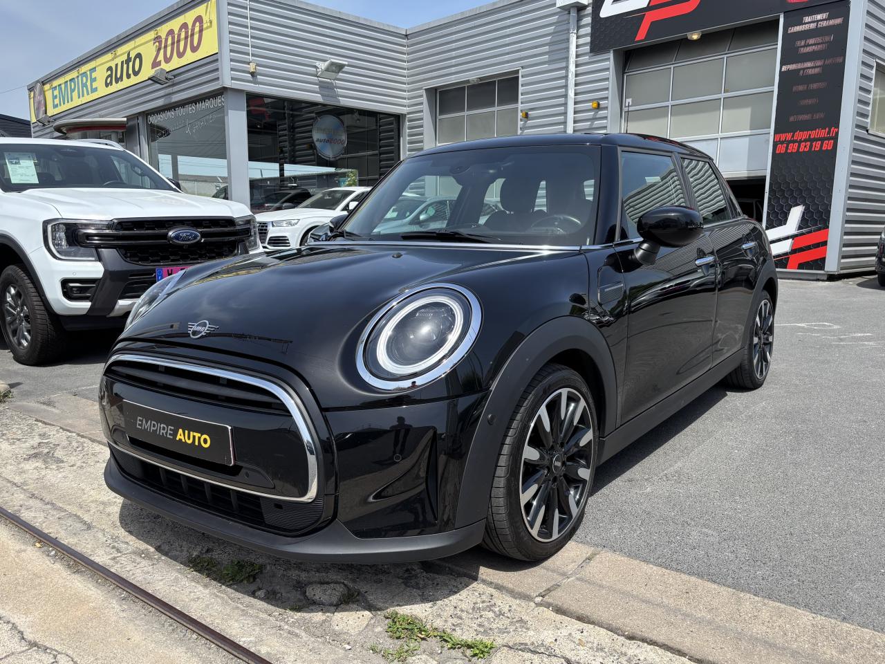 MINI COOPER Hatch 5 Portes 136 ch DKG7 Essential