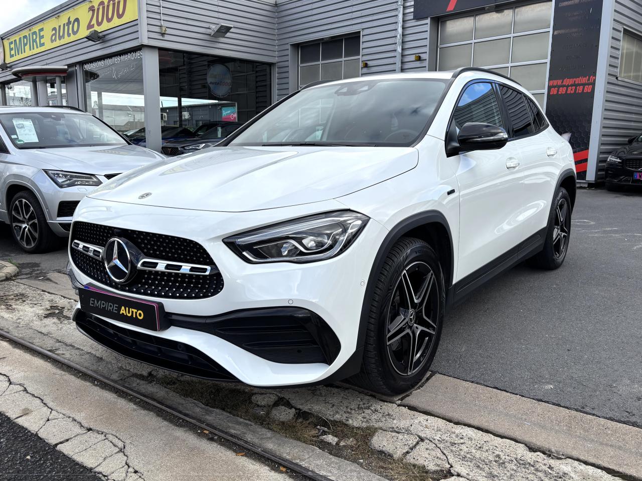 MERCEDES GLA