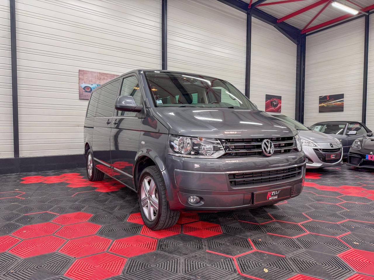 VOLKSWAGEN TRANSPORTER