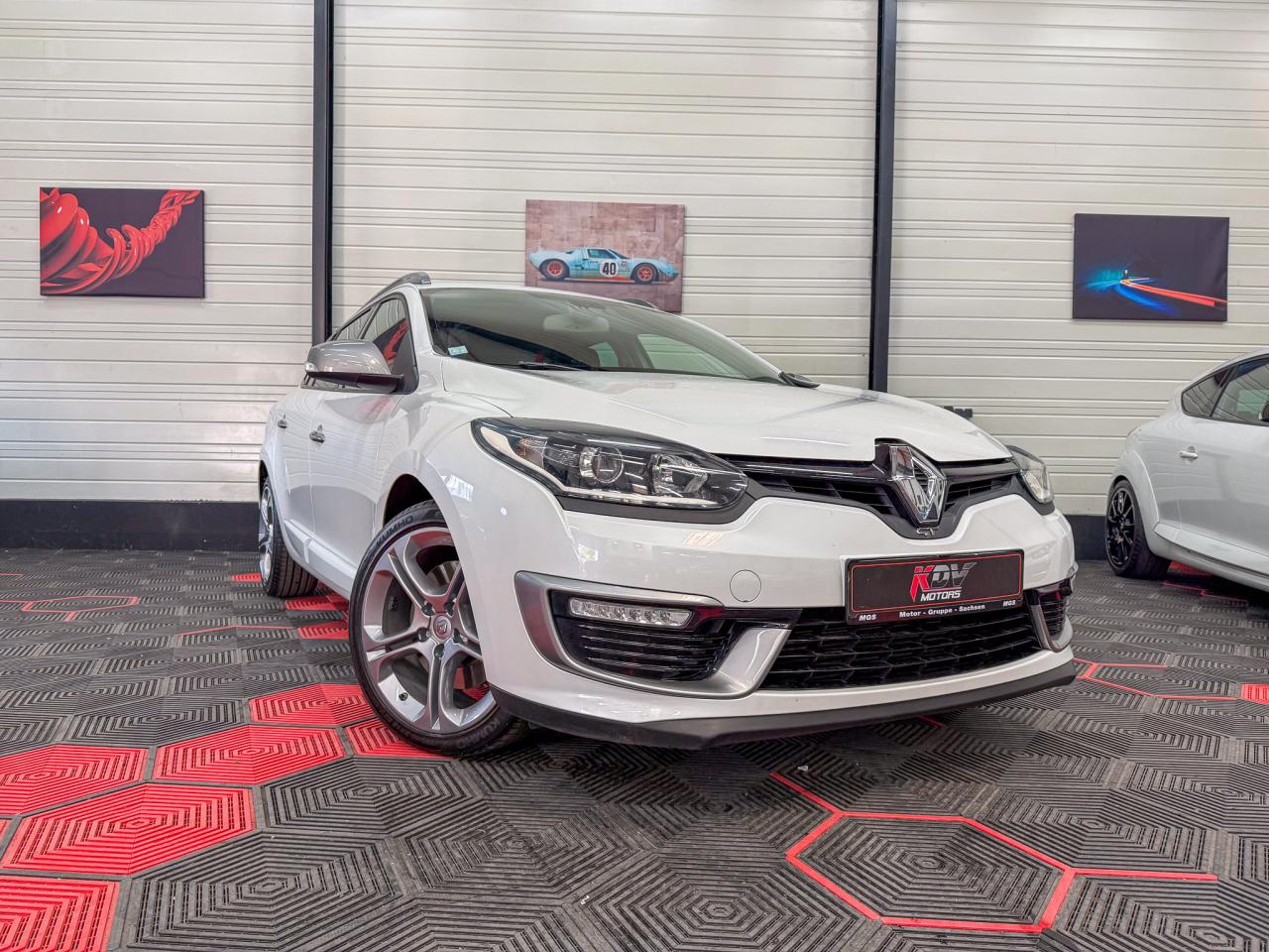 RENAULT MEGANE