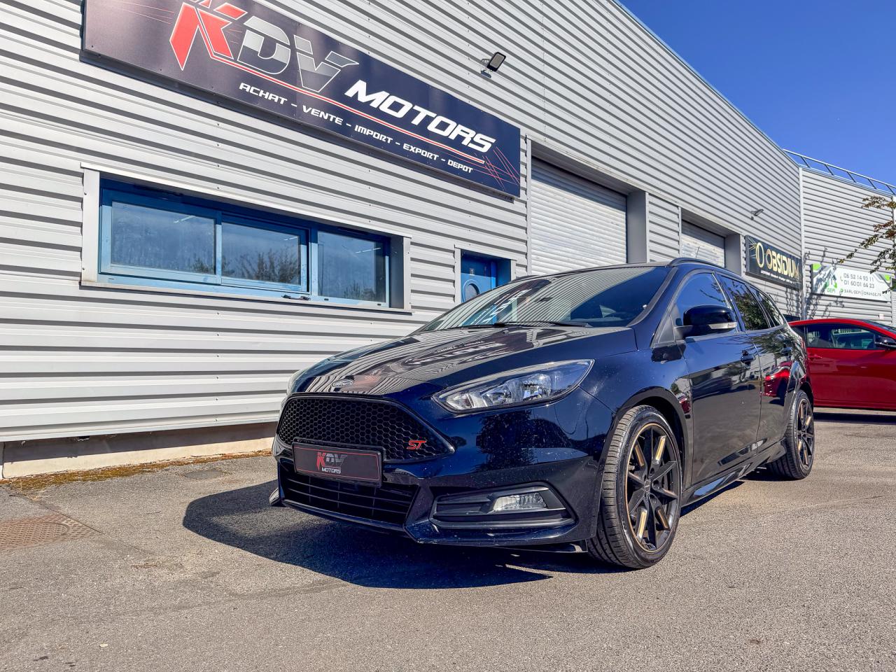 FORD FOCUS