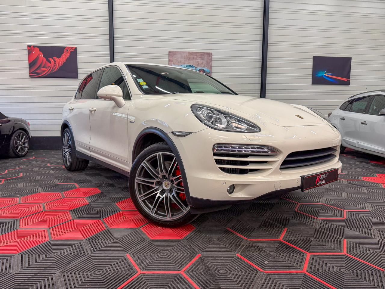 PORSCHE CAYENNE