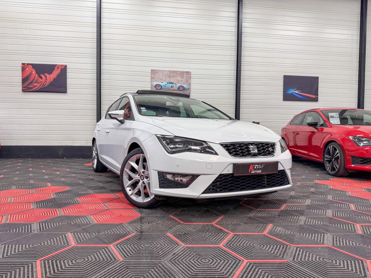 SEAT LEON