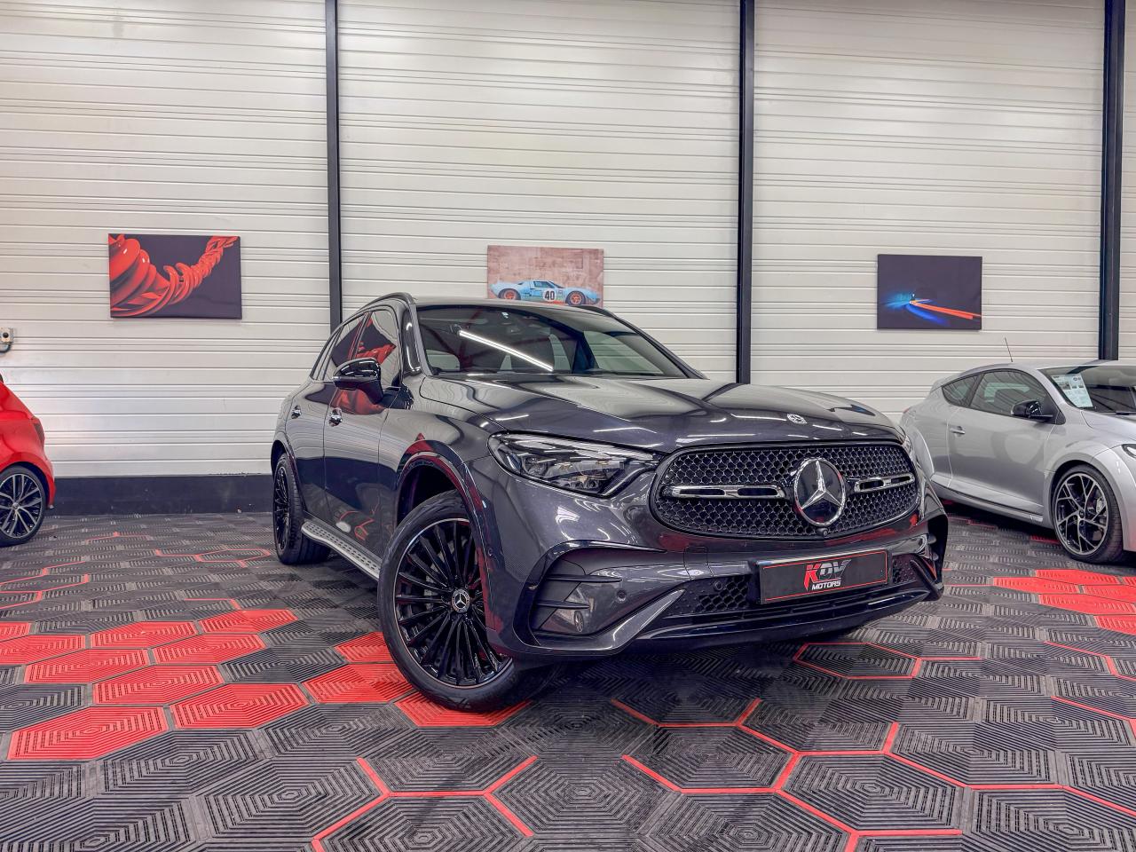 MERCEDES GLC