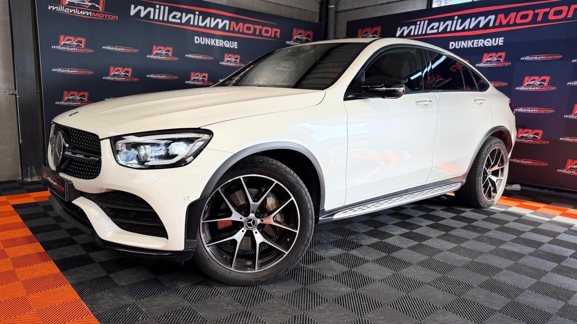 MERCEDES GLC