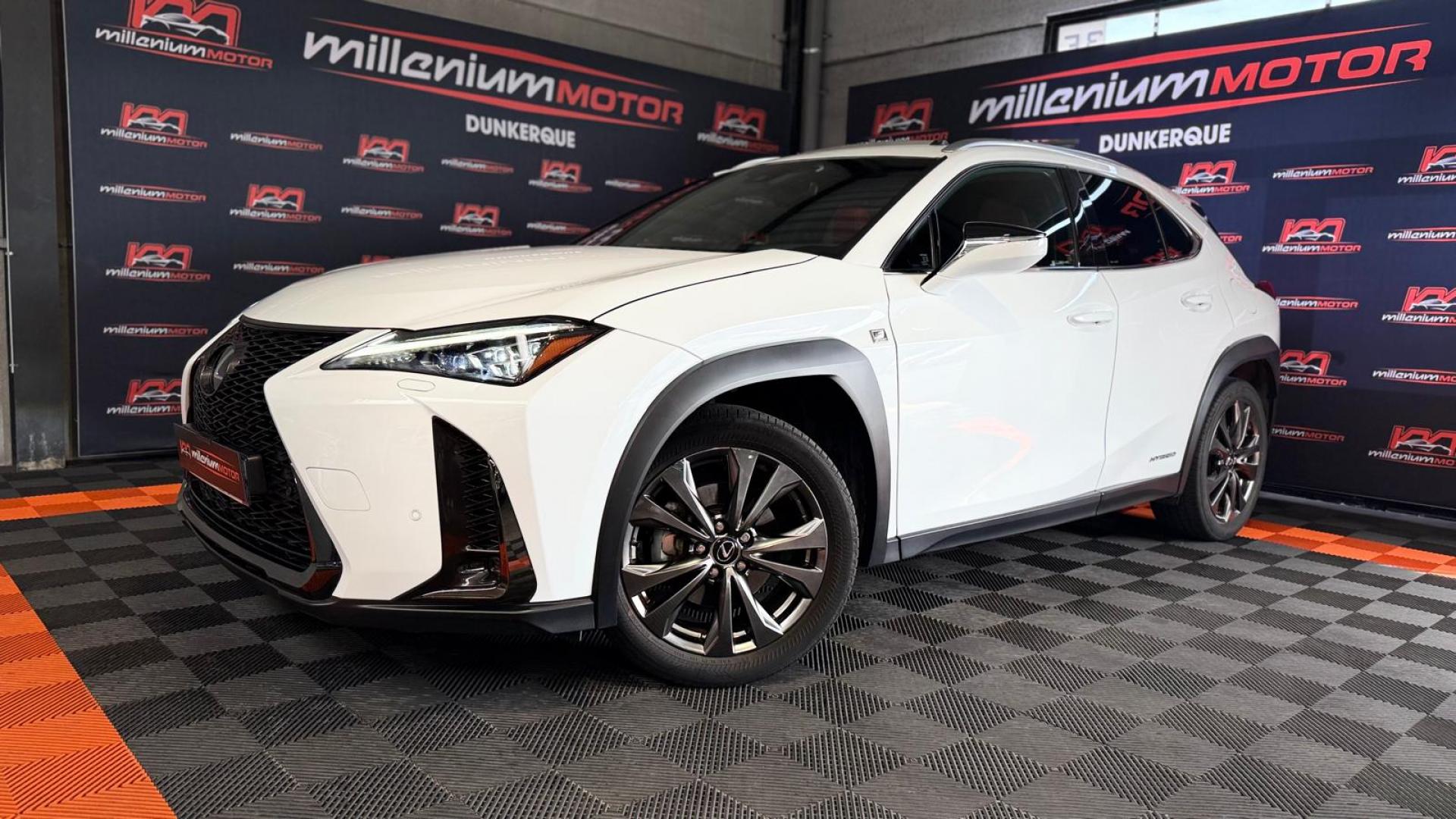 LEXUS UX 250H F SPORT 184 CV 2WD BV E-CVT - GARANTIE 6 MOIS