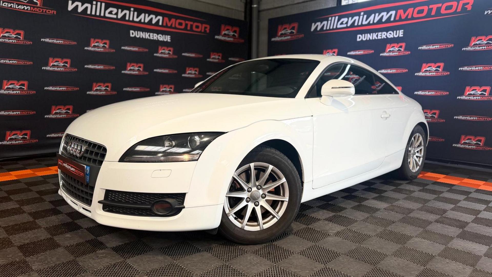 AUDI TT
