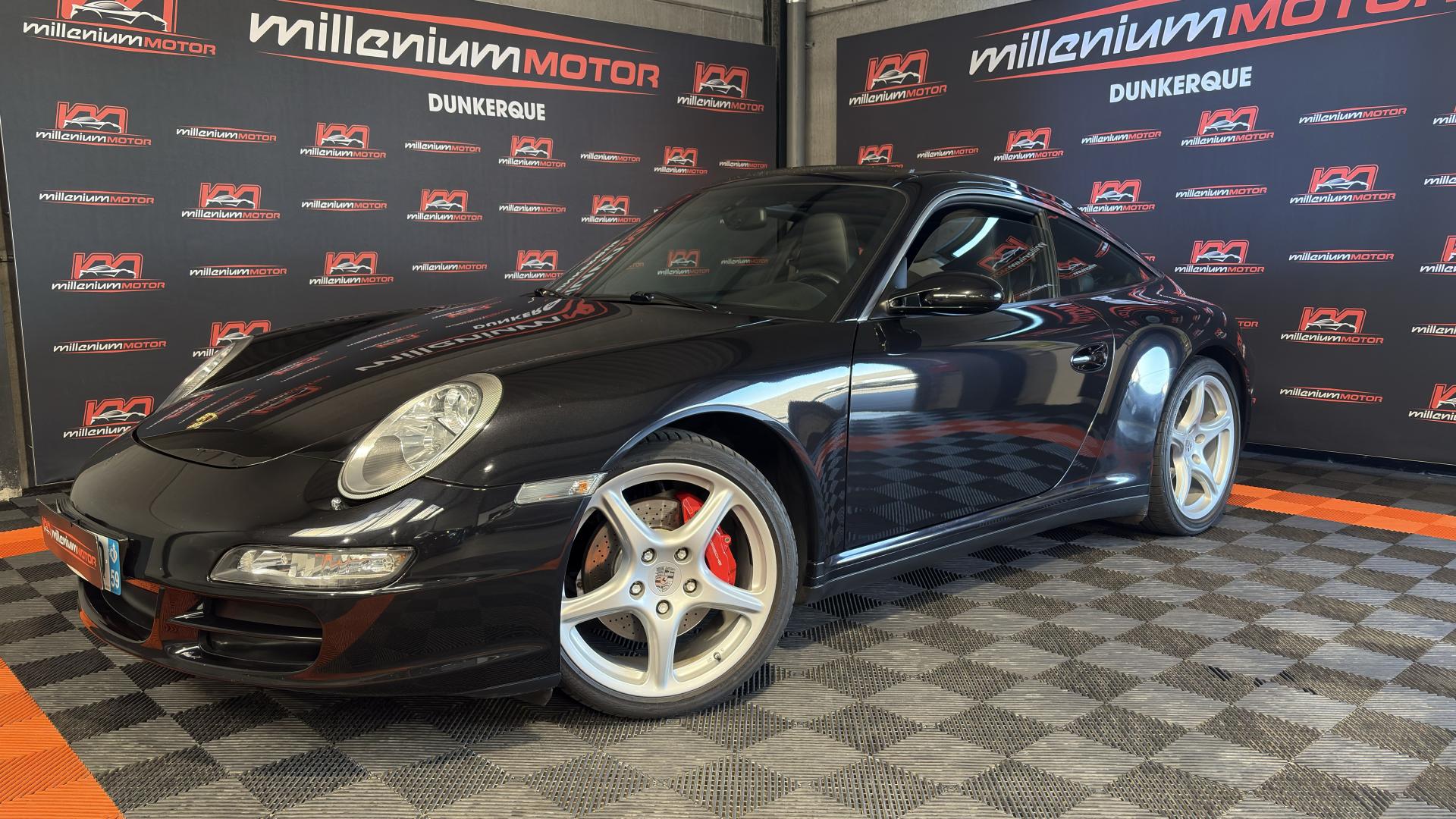 PORSCHE 911 TARGA