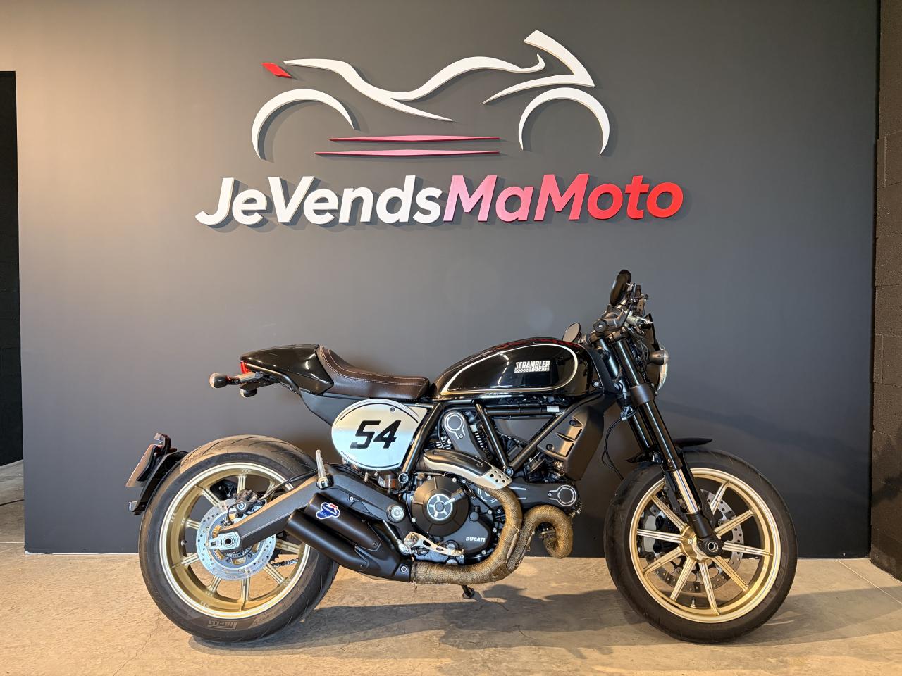 DUCATI SCRAMBLER 800