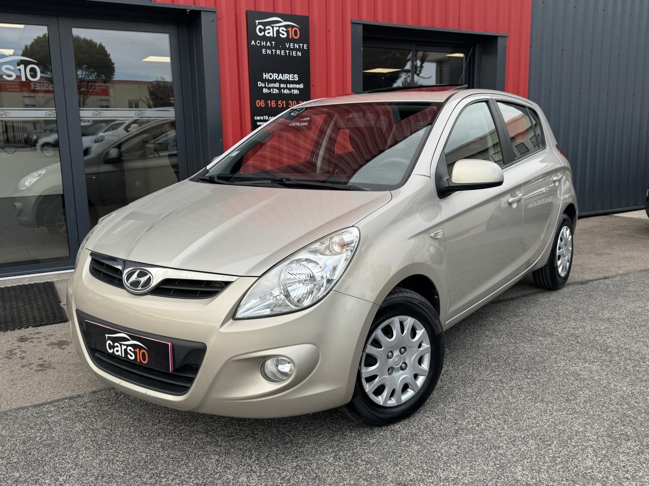 HYUNDAI I20