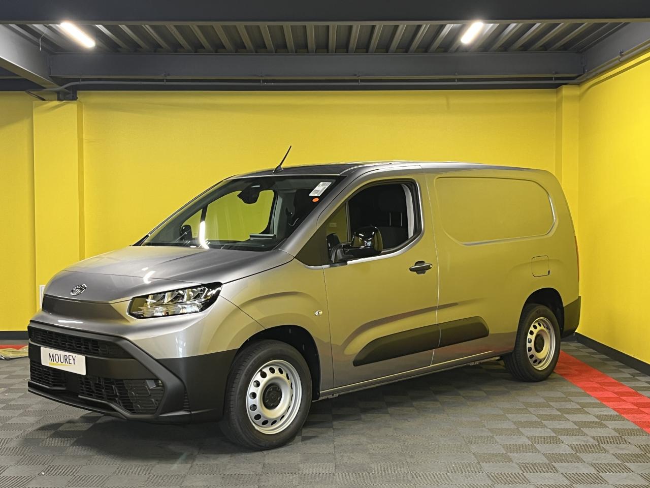 TOYOTA PROACE CITY 1.5L 130 D-4D BVA STARTCONFORT 3P MY25 LONG