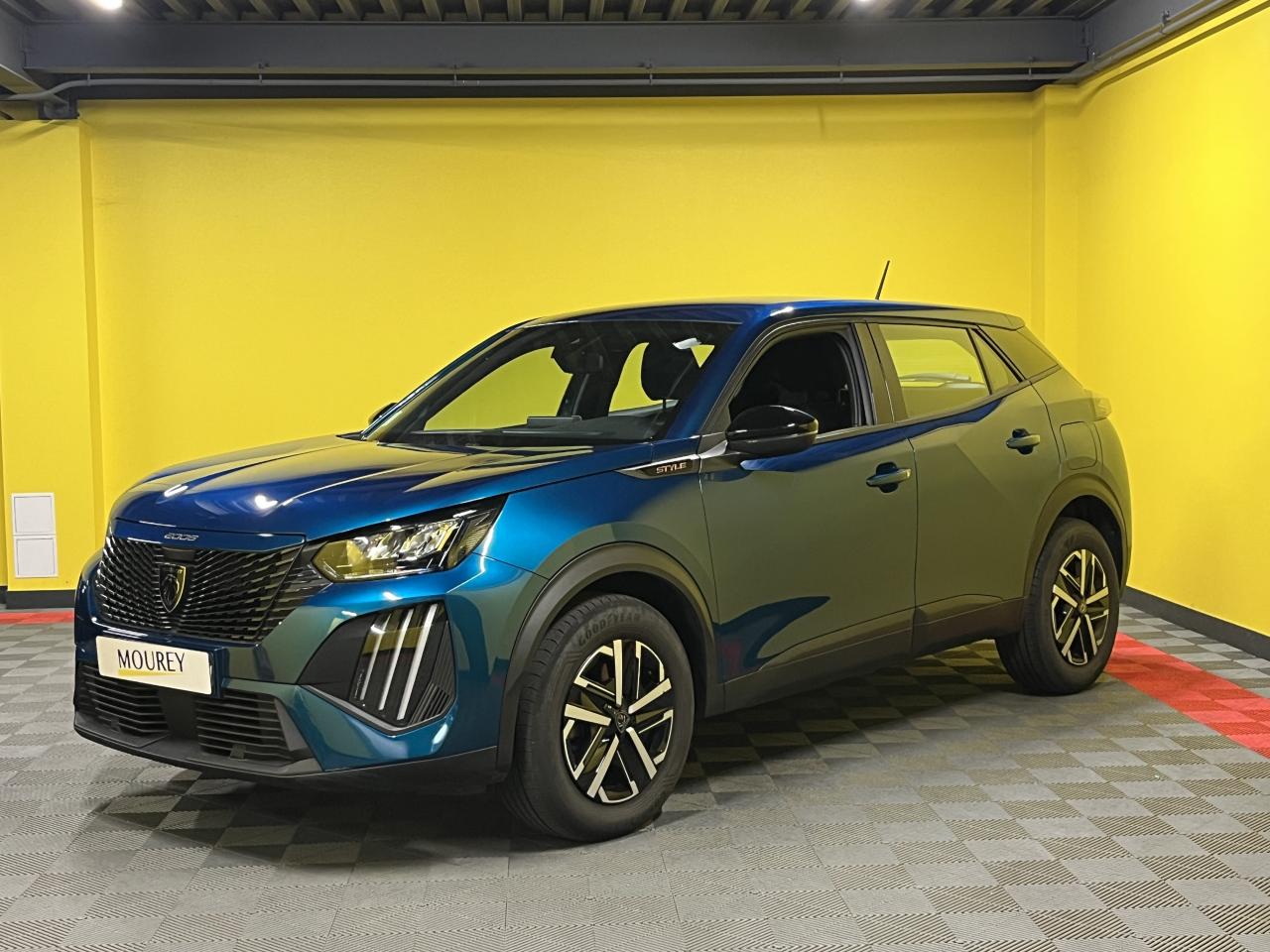 PEUGEOT 2008