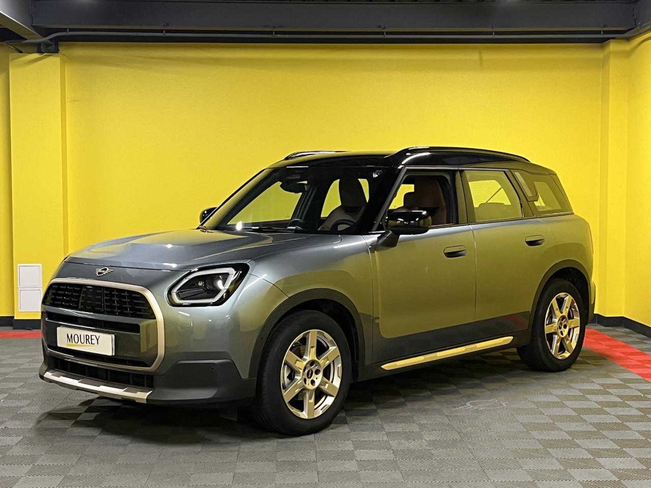 MINI COUNTRYMAN