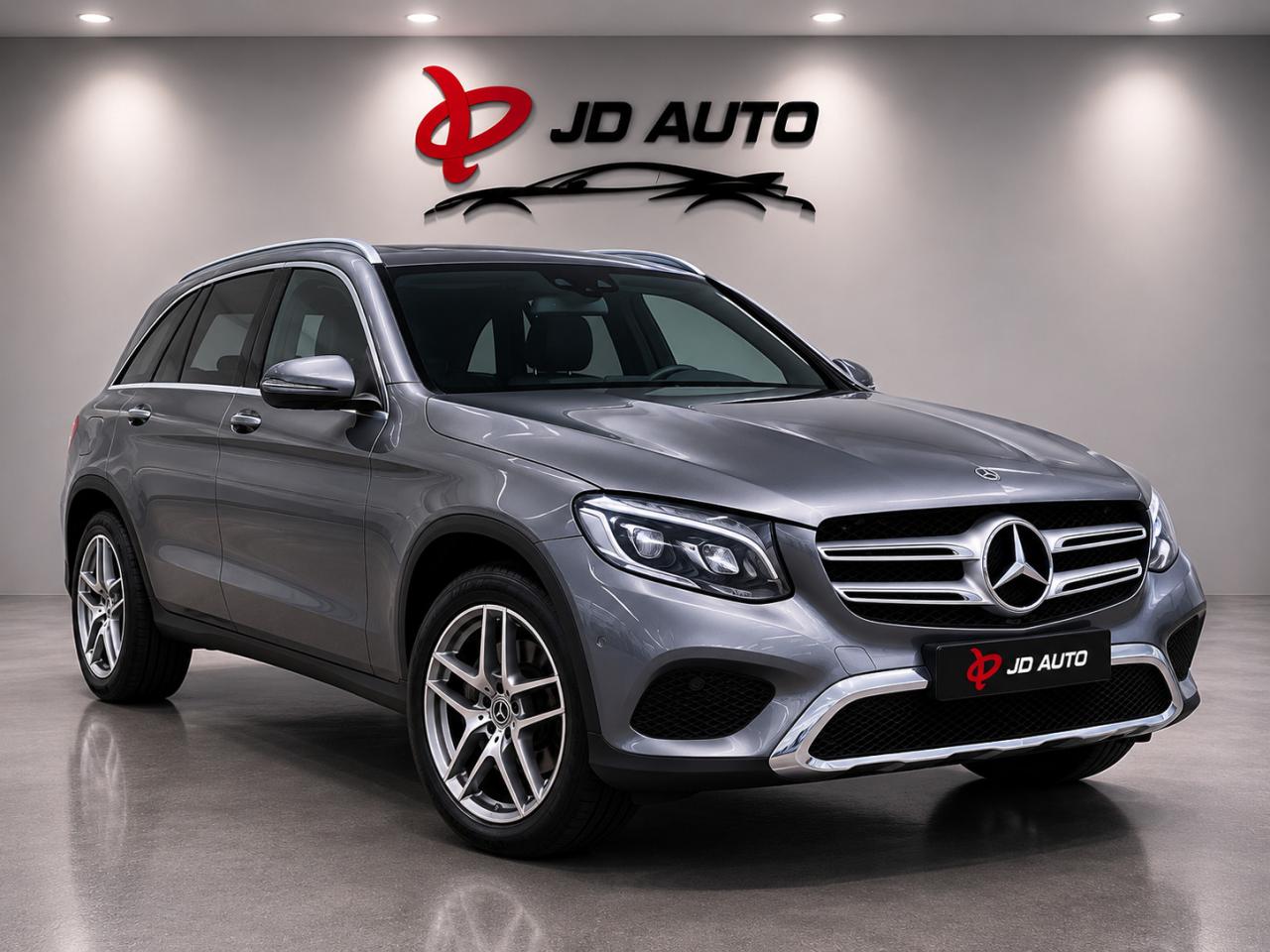 MERCEDES GLC