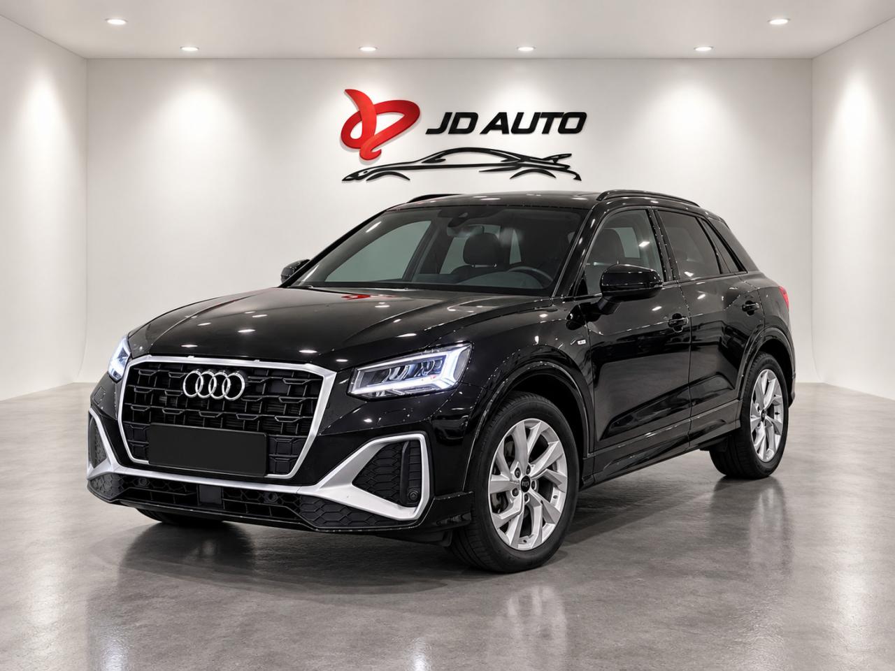 AUDI Q2