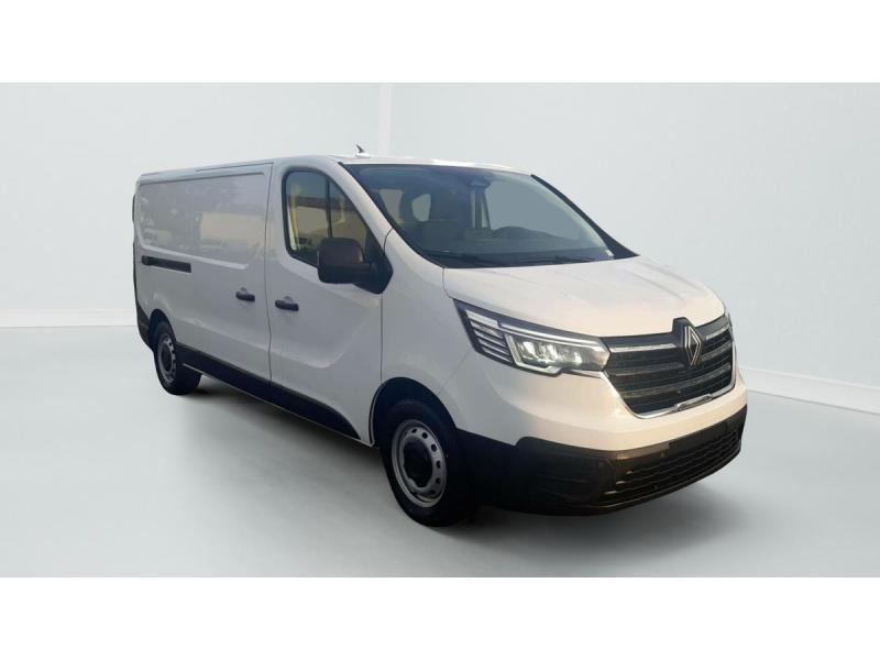 {marque}-{modele}-{version}