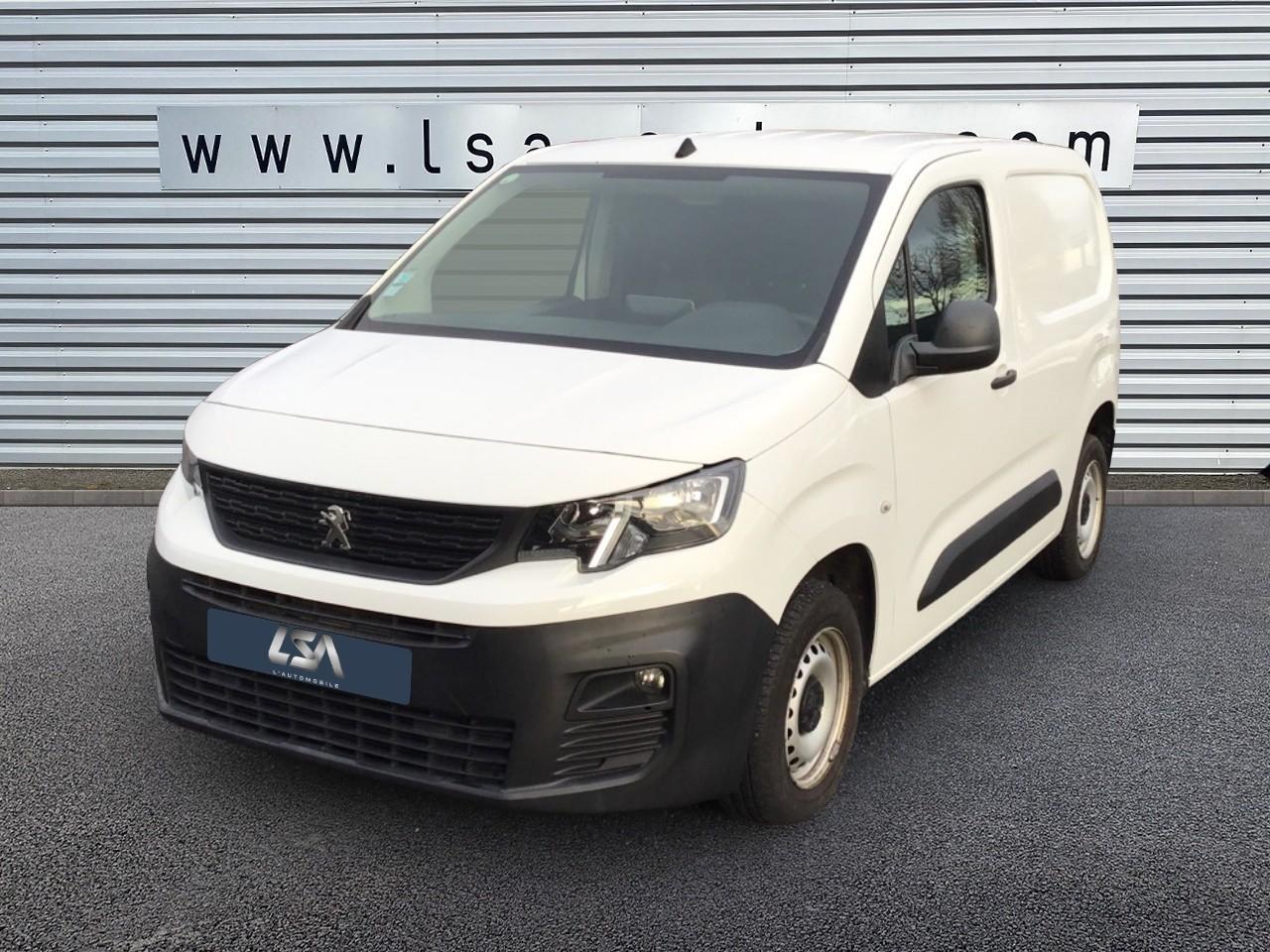 {marque}-{modele}-{version}