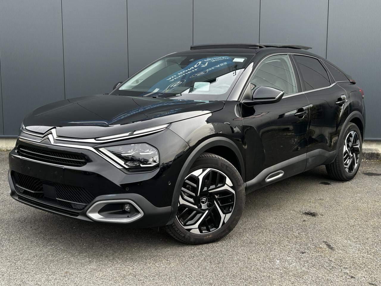 {marque}-{modele}-{version}