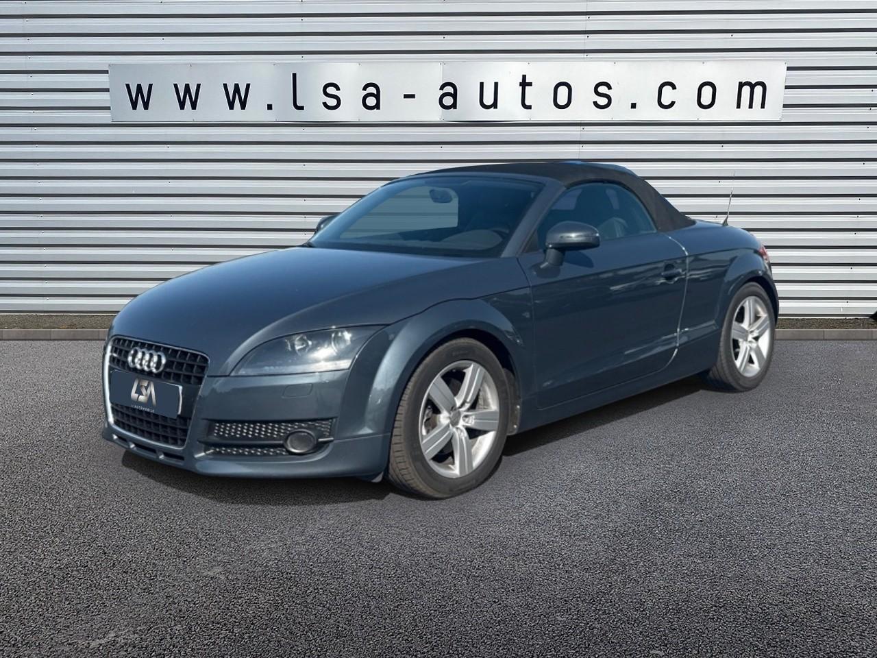 AUDI TT