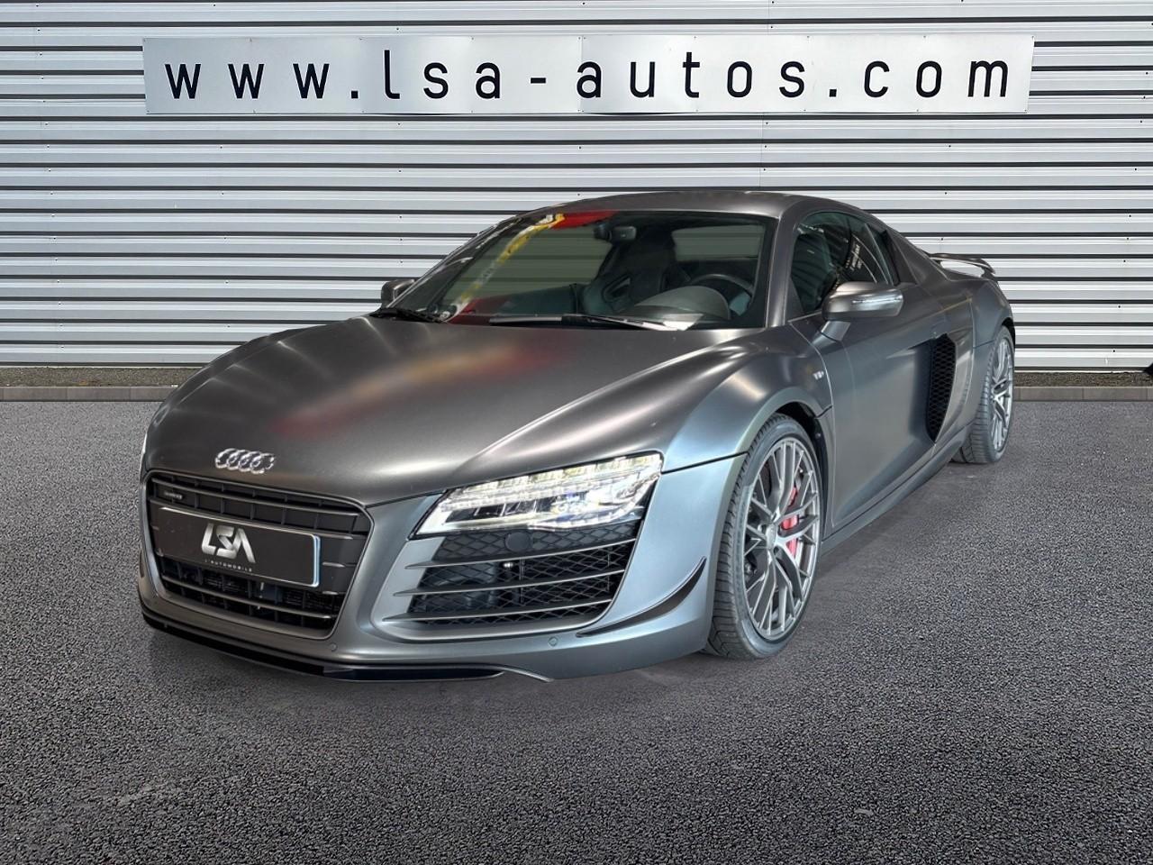 AUDI R8