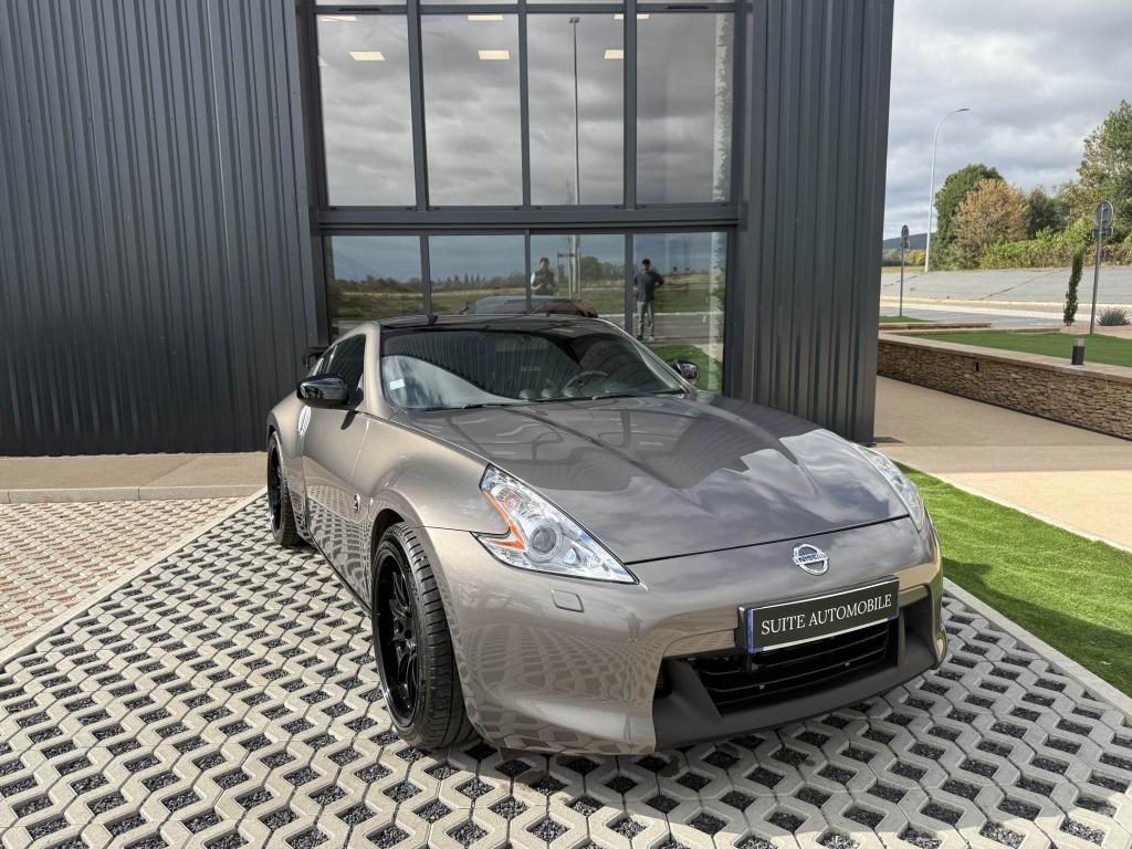NISSAN 370Z