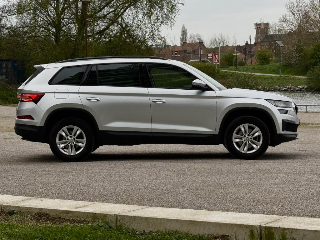 Skoda Kodiaq 1.5 TSI 150 DSG7 7pl Business PHASE 2 - photo 6
