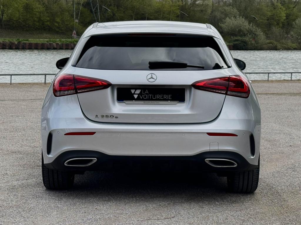 Mercedes Classe A 250 e 8G-DCT AMG Line - photo 4