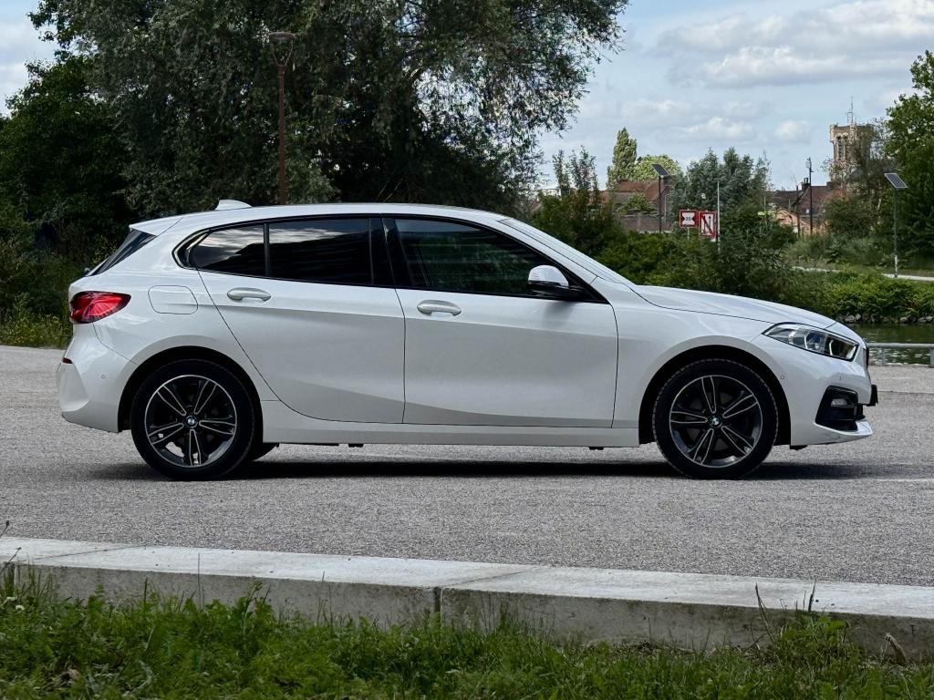 BMW Série 1 118iA 136 Ch Edition Sport DKG 7 - photo 6