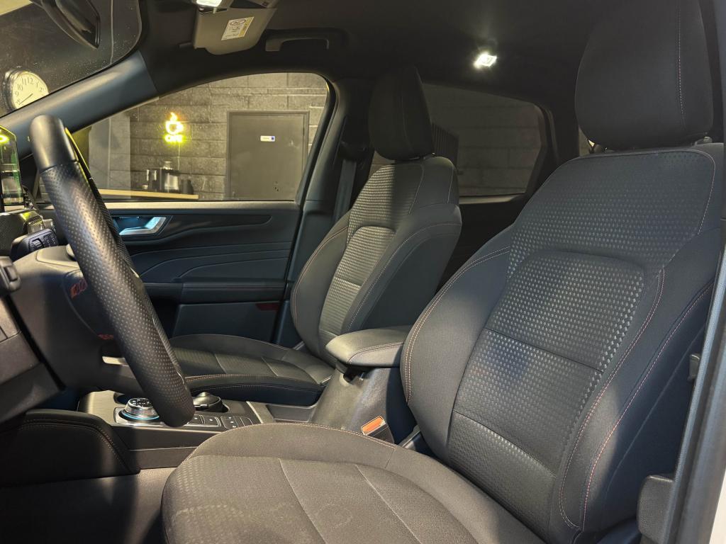 Ford Kuga 2.5 Duratec 190 FHEV 4x2 ST-Line Business - photo 10