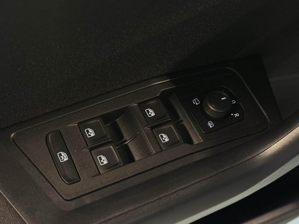 Volkswagen T-roc 1.5 TSI Evo 150 DSG7 Life PHASE 2 - photo 15