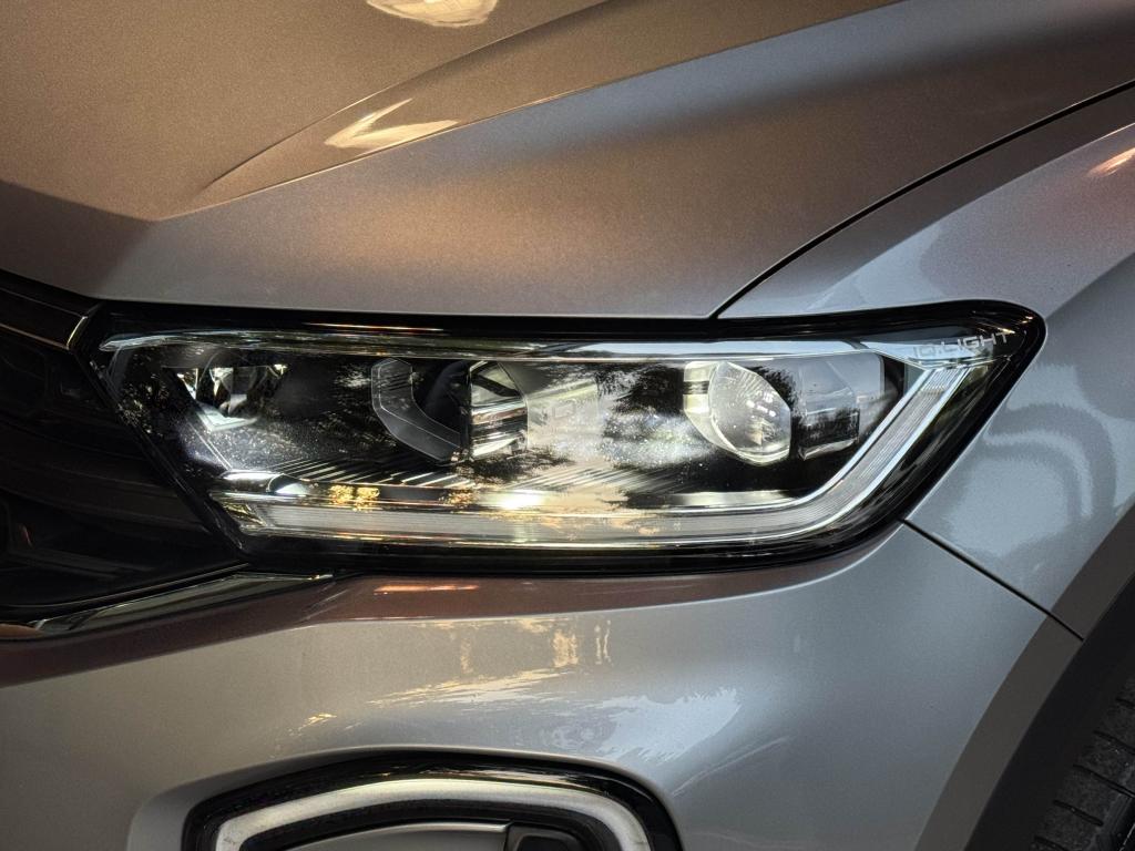 Volkswagen T-roc 1.5 TSI Evo 150 DSG7 Life PHASE 2 - photo 29
