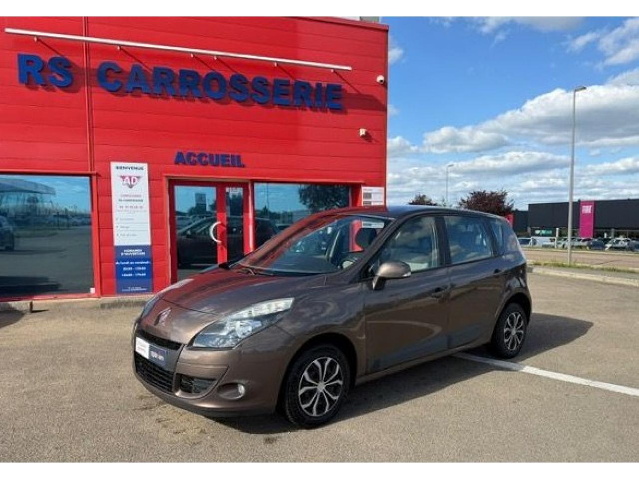 RENAULT SCENIC