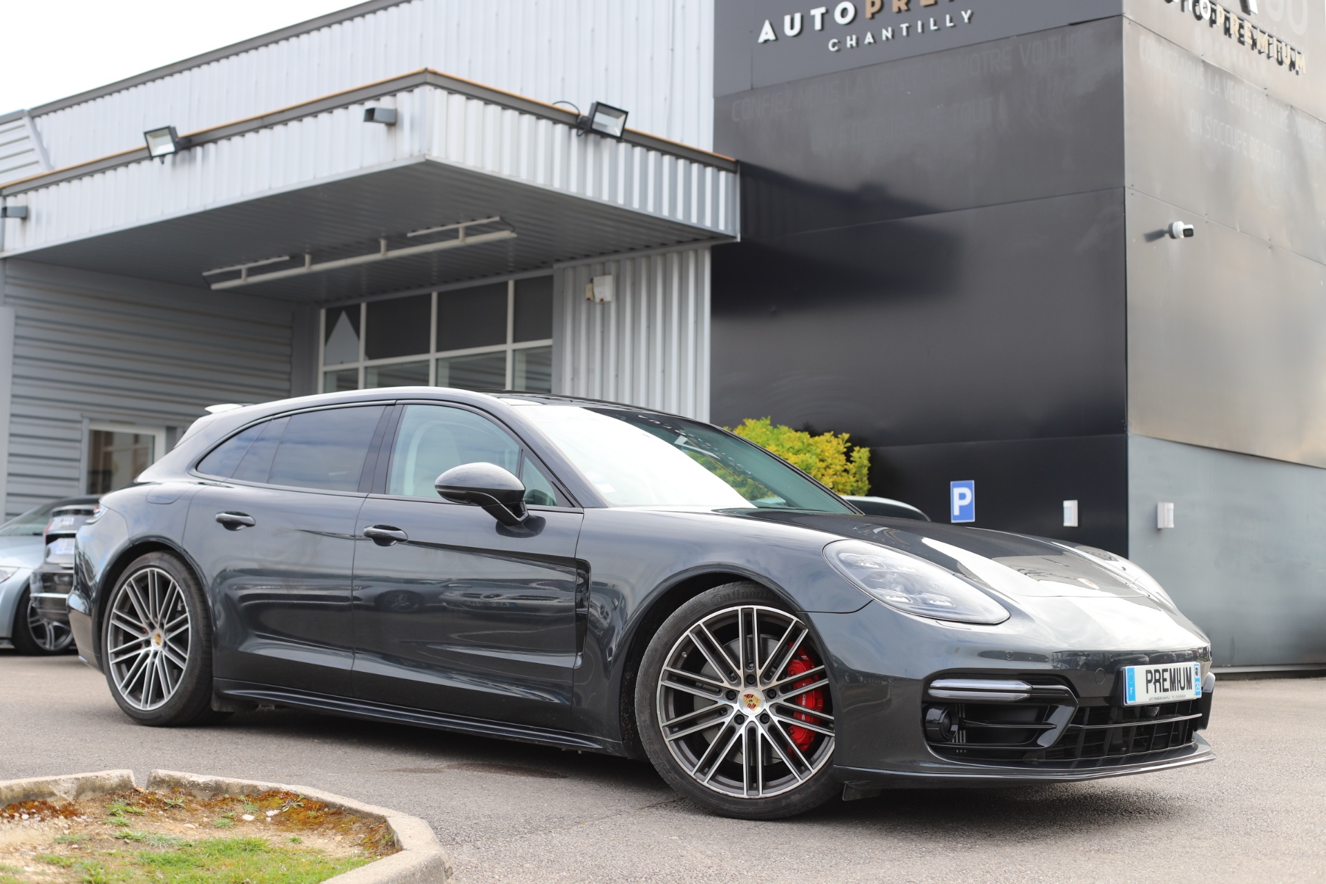 PORSCHE PANAMERA
