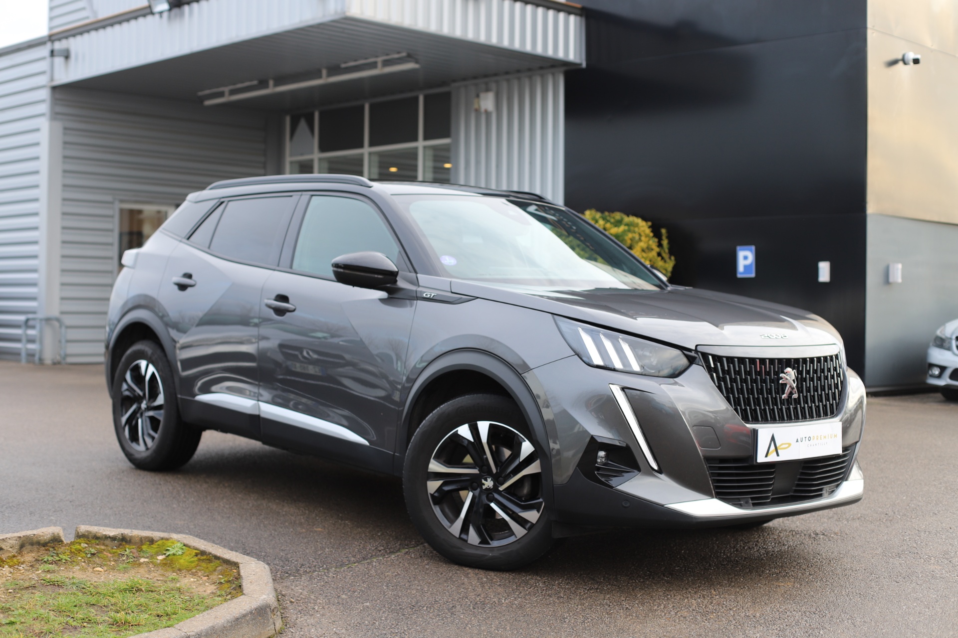 PEUGEOT 2008