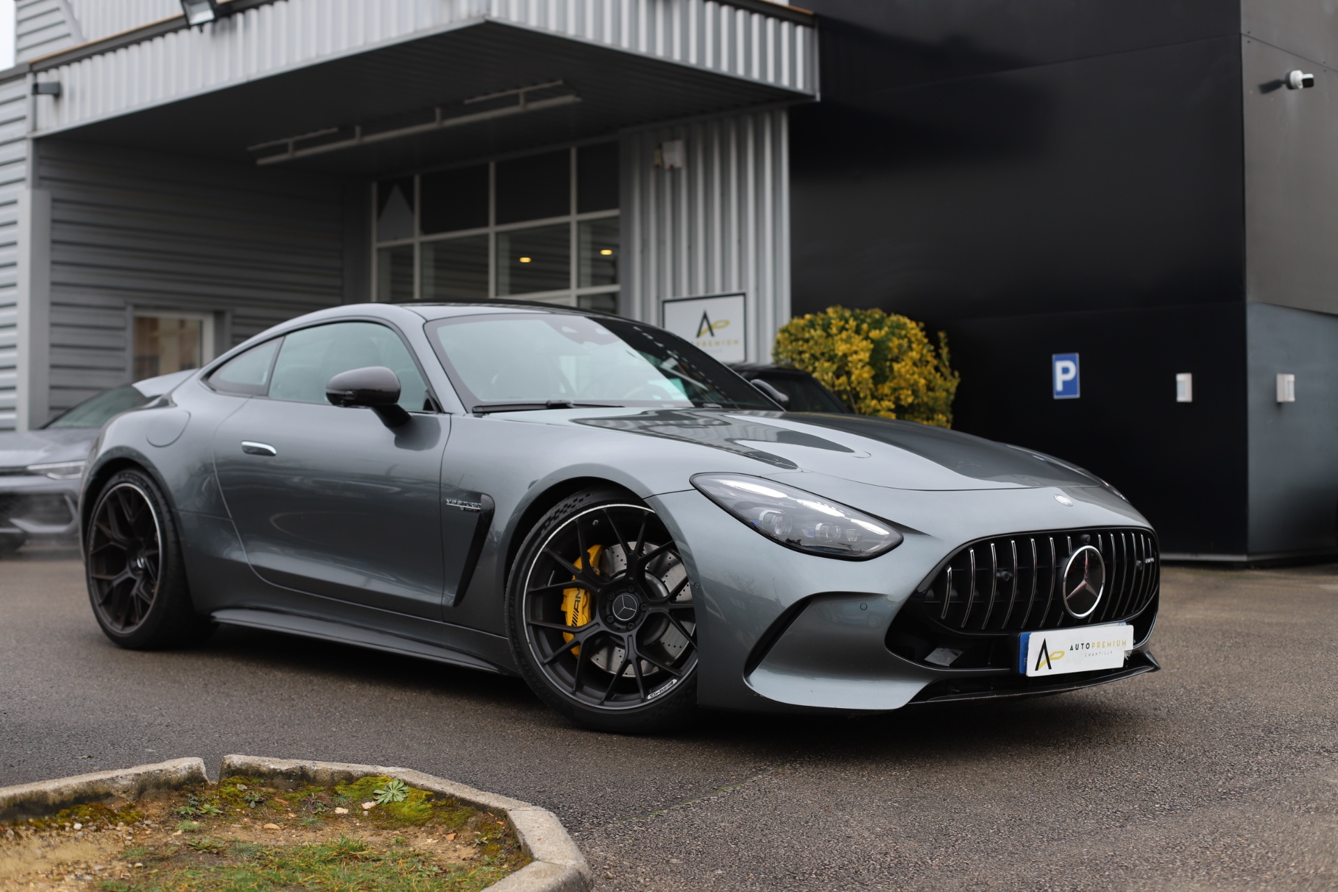 MERCEDES AMG GT COUPE